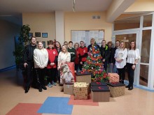 Świąteczne paczki trafiły do suwalskiego hospicjum [zdjęcia]