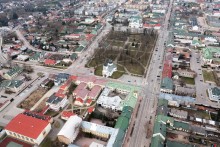 Suwałki z lotu ptaka. Zaraz się zazieleni [wideo]