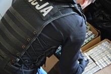 Ponad 2 tys. paczek nielegalnych papierosów w jednym z kiosków w Suwałkach