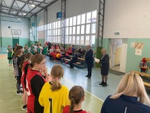 Uczennice Szkoły w Wiżajnach wygrały Powiatowy Halowy Turniej Piłki Nożnej Dziewcząt