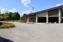 Piknik charytatywny pod wiatą Hotelu Loft. Suwalczanka Monika Halicka potrzebuje naszej pomocy