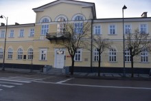 Suwałki. Zmiany na 20 przejściach dla pieszych - azyl przy I LO, czerwone tło, sygnalizatory