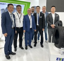 Walmar Drażba na światowych i krajowych targach oponiarskich. W pogoni za nowinkami