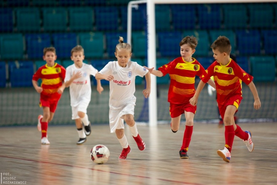 Ośmiolatkowie zawładną Suwałki Areną. Gwiazdkowy Turniej Piłki Nożnej 