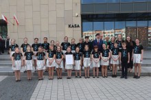 Chór ze szkoły w Raczkach ze Złotym Dyplomem Ogólnopolskiego Konkursu Chórów Dziecięcych