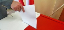 Trwa głosowanie w wyborach samorządowych. W Suwałkach i Sejnach zakłócono ciszę wyborczą