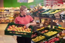 Pensja kasjerów sieci Kaufland po podwyżkach wynosi od 4500 do 5500 zł brutto