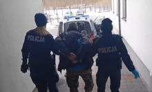 Dubeninki. Rozbój z użyciem noża