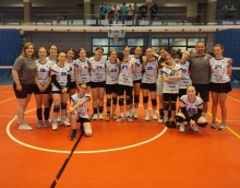 Salos Suwałki. Zwycięskie siatkarki, piłkarze na podium [zdjęcia]