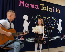 Rodzinne występy. XXII Festiwal Piosenki Przedszkolnej Mama, Tata i Ja! [zdjęcia] 