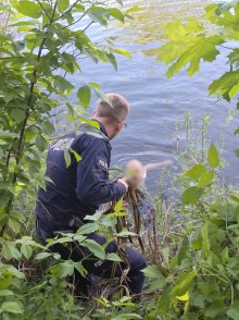 Augustów. Ulicami miasta biegał nagi mężczyzna