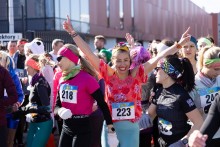 Suwałki Miss Run & Suwalski Bieg z Wąsem. Bieg w Szpilkach i sprint z jajem na łyżce [wideo i foto]