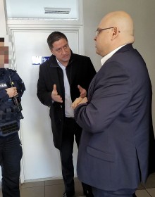 Dyrektor suwalskiego oddziału PKS Nova zwolniony przed poselską interwencją. Była policja