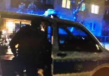 Suwalscy policjanci pomogli seniorowi, który wyszedł na ulicę w piżamie