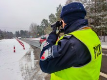 Giby. Kierowca bmw pędził 107 km/h w terenie zabudowanym