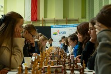 Ponad 100 szachistów i szachistek walczy w Suwałkach o Mistrzostwo Polski do lat 20 [zdjęcia]