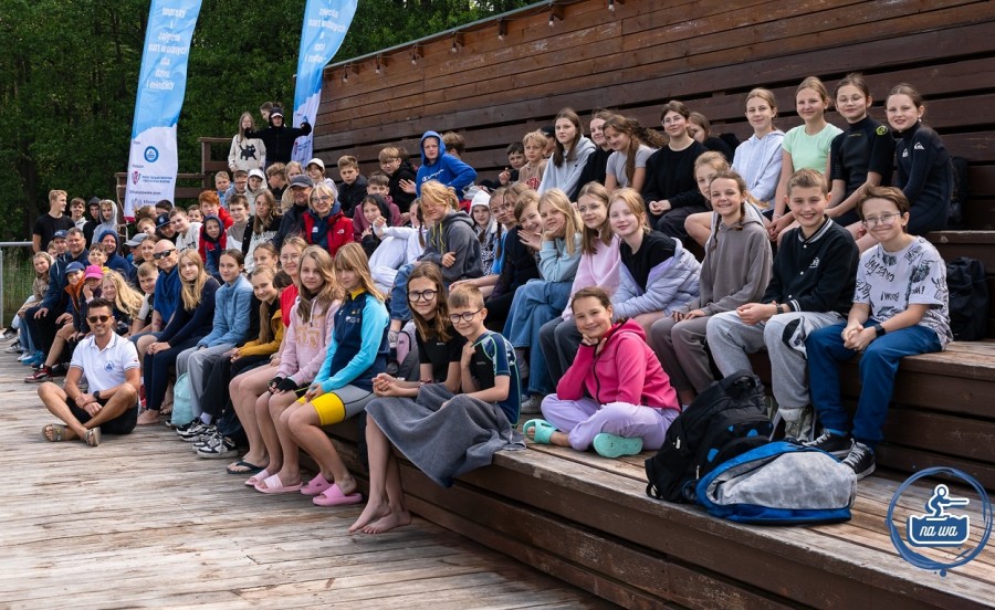 UKS Na-Wa Suwałki za darmo uczył jazdy na nartach w WOSiR Szelment. Za nimi pierwsze ślizgi [foto]