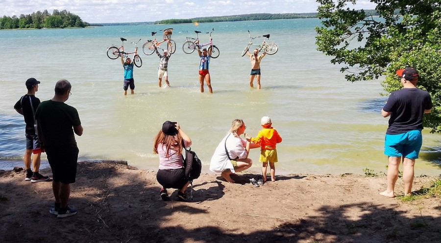 Wigrami dookoła Wigier. Jedyny taki rajd rowerów składaków [wideo i zdjęcia]