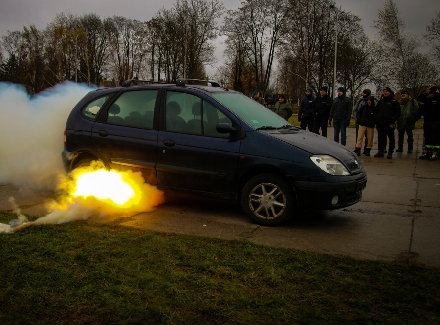 Żołnierze 14 Pułku Przeciwpancernego oraz strażacy uczyli suwalczan bycia W Gotowości [zdjęcia]