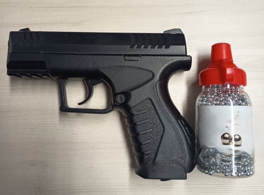 Krasnopol. Groził bronią i strzelał w okna