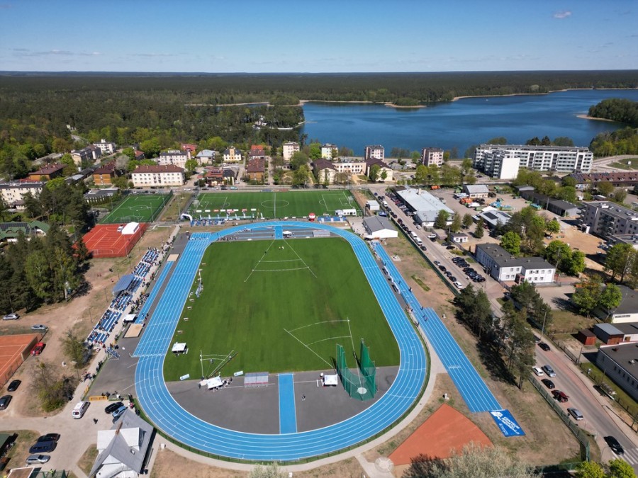 Gwiazdy sportu na otwarciu stadionu lekkoatletycznego w Augustowie [wideo i zdjęcia]