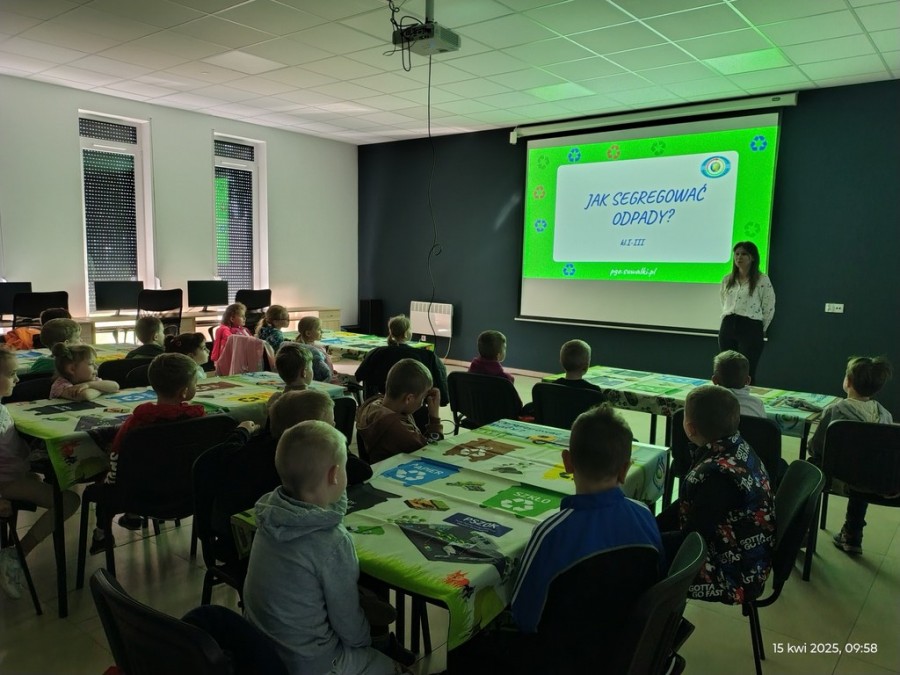 odpady_przedszkole_piunsk.jpg