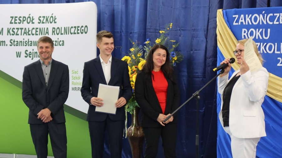 ZS CKR w Sejnach. Karol Matulewicz  wytypowany do stypendium premiera [zdjęcia]