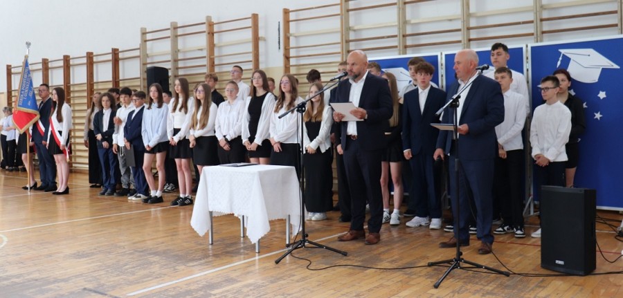 Matematyka najtrudniejsza. Wyniki egzaminu ósmoklasisty w gminach powiatu suwalskiego