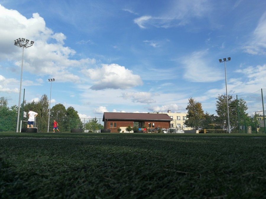 Bezpłatne treningi piłkarskie na boisku orlik w Bakałarzewie