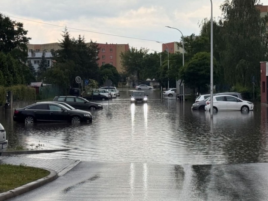Dzisiaj znów ma popadać w Suwałkach. Ratusz o inwestycjach w kanalizację deszczową 