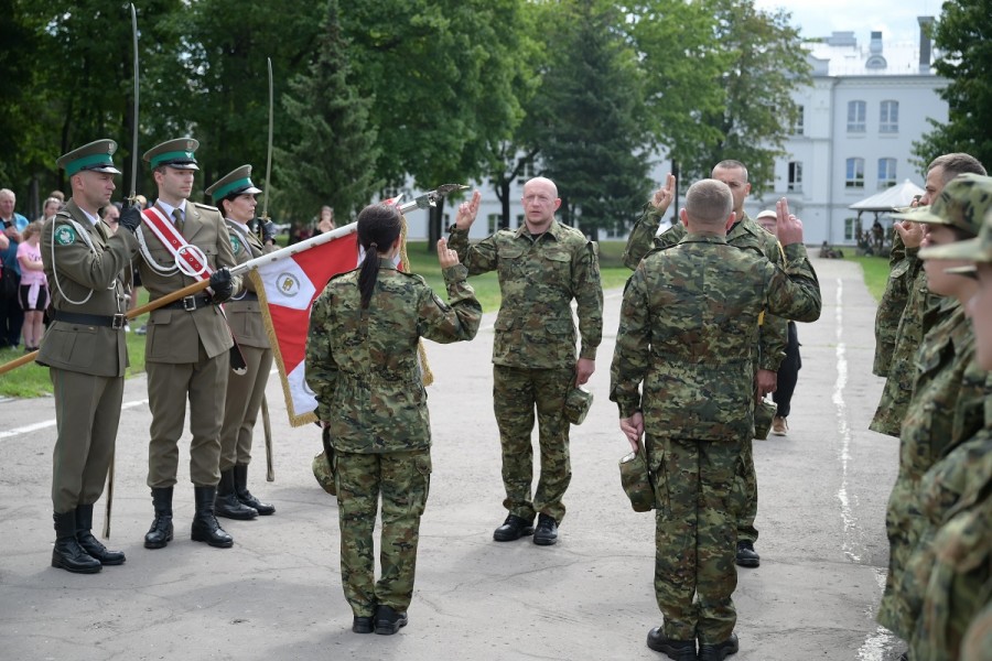 Podlaski Oddział Straży Granicznej. Pierwsze ślubowanie funkcjonariuszy służby kontraktowej [foto]