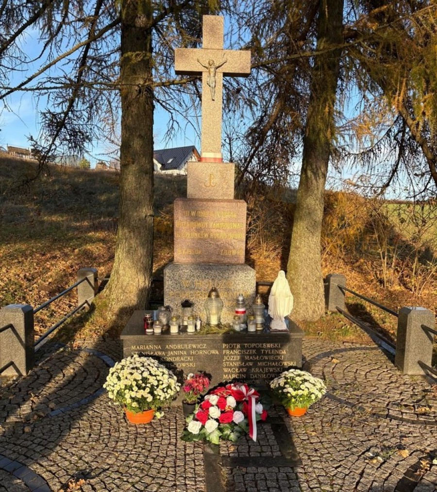 Gmina Suwałki. Samorządowcy oddali hołd poległym żołnierzom 