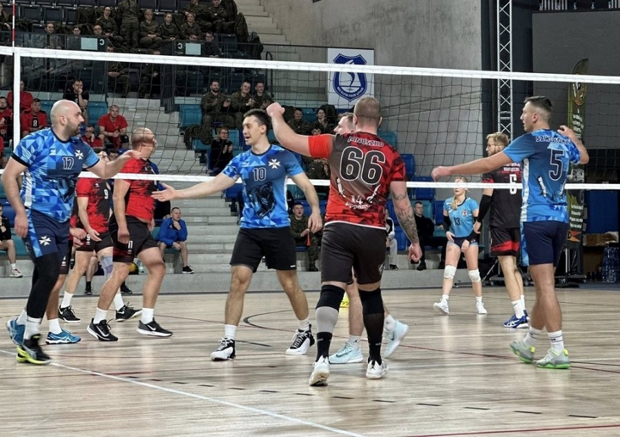 Mistrzostwa 16 Dywizji Zmechanizowanej w siatkówce. Suwalski pułk znów w wielkim finale
