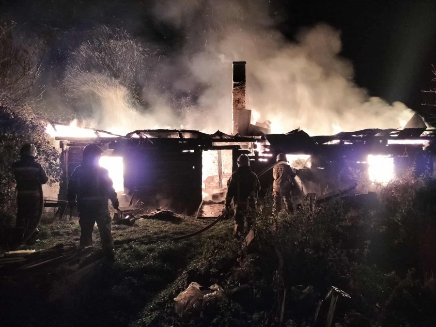 Zostały tylko zgliszcza. Pożar domu w Słobódce [zdjęcia]