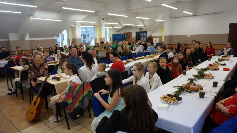 Rutka–Tartak. Rodzinne kolędowanie z wspaniałymi wykonawcami [zdjęcia]