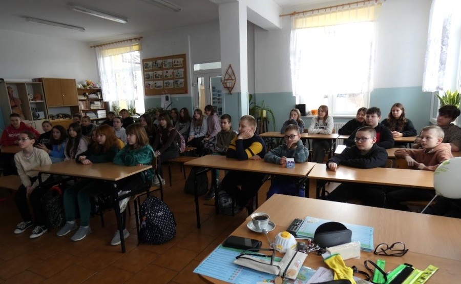 W Szkole Podstawowej w Kaletniku o bezpieczeństwie pracy [zdjęcia]