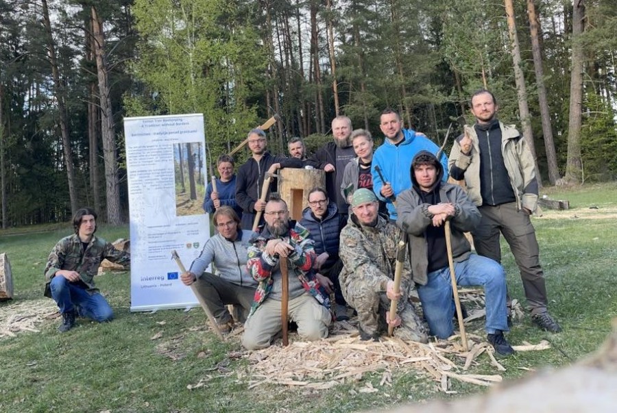 Augustów - Dzukijski Park Narodowy. Nowy szlak turystyczny, pszczelarstwo leśne [zdjęcia]