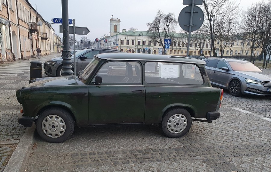 Od Prima Aprilis, ale to nie żart. Strefa płatnego parkowania w Suwałkach już tylko przy ratuszu