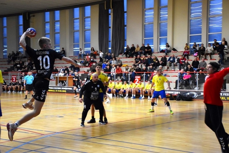 Niedźwiedzie Suwałki – MOKS Słoneczny Stok Białystok 27:33. Warto było czekać [zdjęcia]