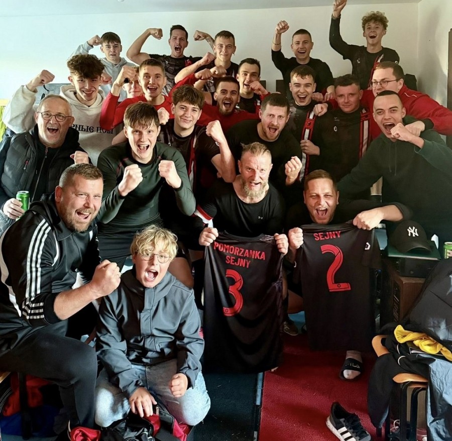 Okręgowa piłka. Sparta bez przełamania, Pomorzanka pokonała lidera, Polonia Raczki zgasiła Znicz