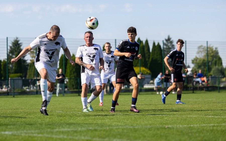 W derbach Suwałk Wigry II pokonały Vertę, Pomorzanka wygrała z liderem, Sparta nareszcie zwycięska