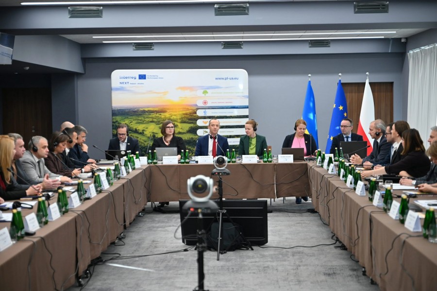 W programie Polska-Ukraina ponad 57,6 mln euro na infrastrukturę. Droga w okolicach Augustowa 