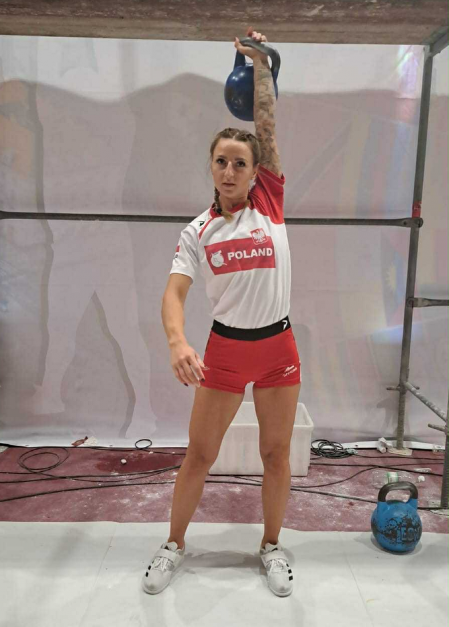 Suwalska policjantka Wioleta Bujanowska wicemistrzynią świata kettlebell [zdjęcia]