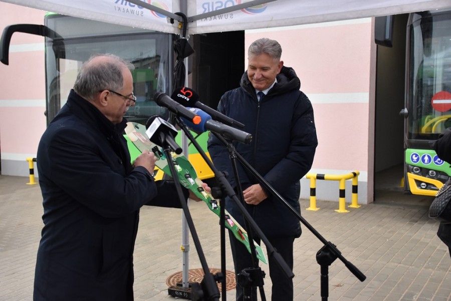 Elektryczne autobusy w Suwałkach. Sprawdziły się w Skandynawii, poradzą sobie w naszą zimę [zdjęcia]