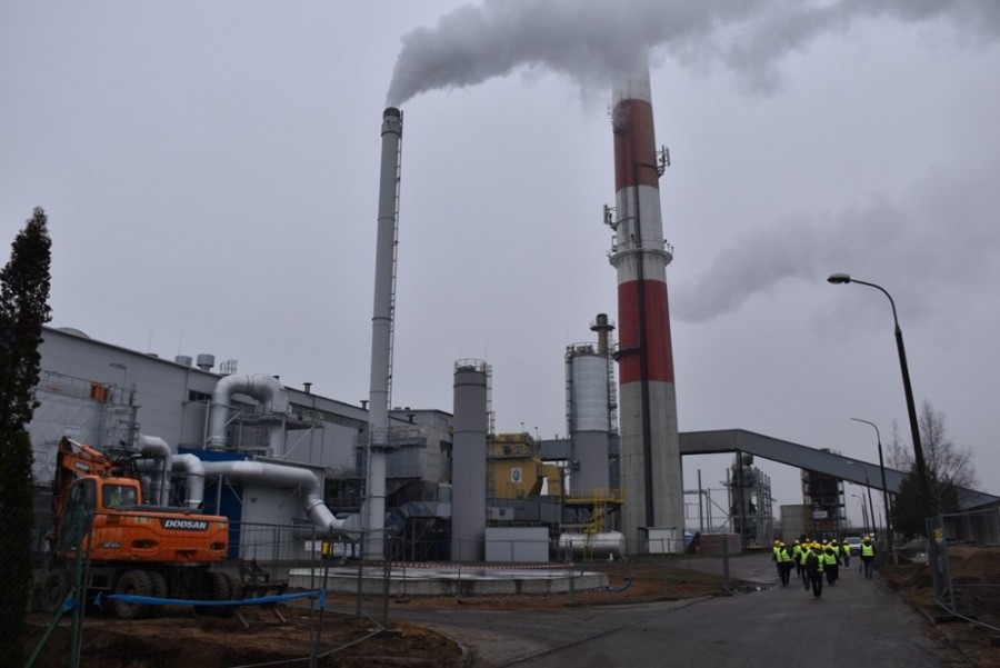 PEC w Suwałkach z najtańszą ofertą na energię elektryczną dla miasta. Konkurencja depcze po piętach