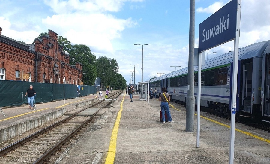 Trzeci pociąg z Suwałk do Warszawy, podróż w 3,5 godziny. Nowe połączenia z Białegostoku na południe