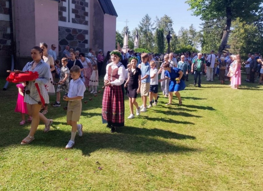 Wielkie świętowanie w Puńsku. Odpust na Zielną – wieńce, koncerty, pokazy [wideo, zdjęcia] 