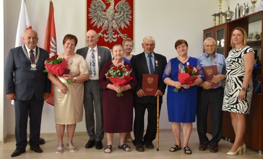 Wiżajny. Trzy pary świętowały Złote Gody [zdjęcia] 