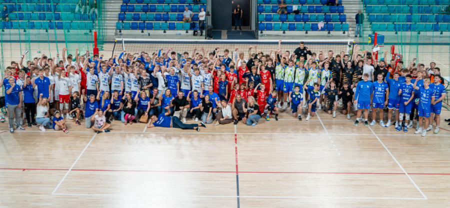 Siatkarze SUKSS Suwałki najlepsi w Ogólnopolskim Turnieju  o Puchar Prezesa MKS Ślepsk Malow