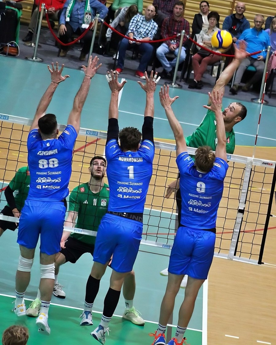 Ślepsk Malow Suwałki – Indykpol AZS Olsztyn 3:1 w 1. sparingu. Asparuh Asparuhov i Paweł Halaba